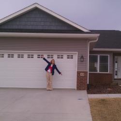 We are officially homeowners (again)!