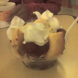 Strawberry Shortcake Sundae