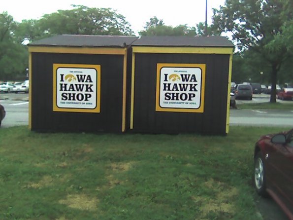 Hawk Shop Shacks