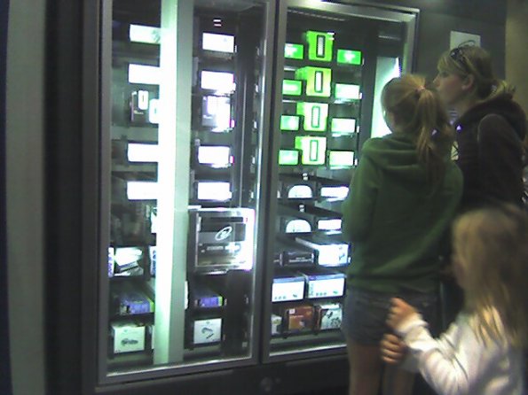 iPod Vending Machine in Atlanta Airport