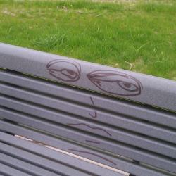 Troll Bench
