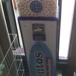 Mentos vending machine